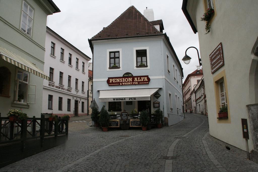Pension Alfa & Whisky Pub Tábor Eksteriør billede